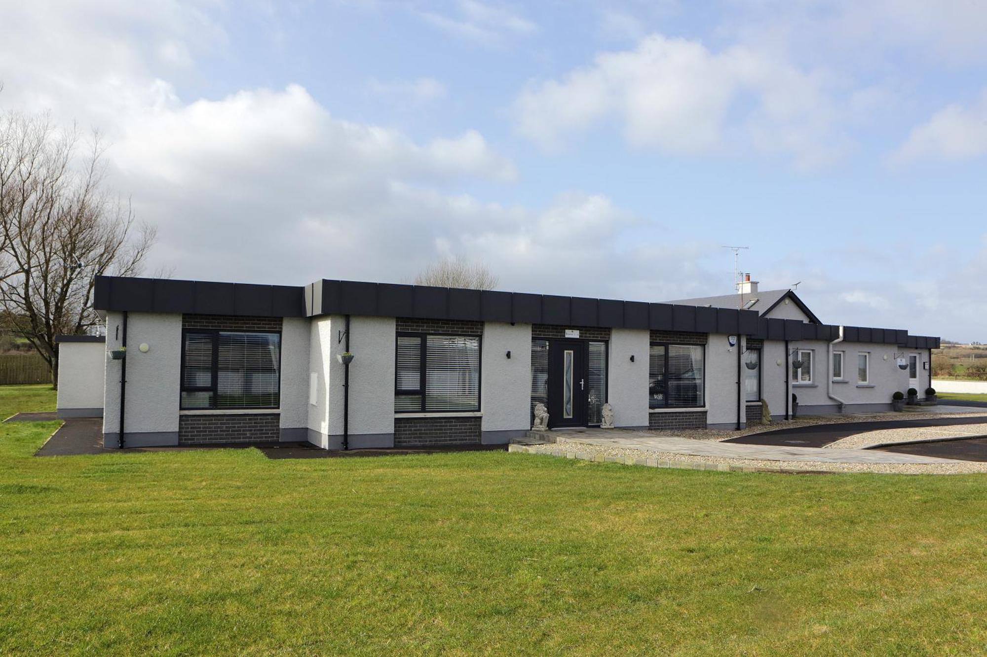 Causeway Guest Accommodation Bushmills Exterior photo
